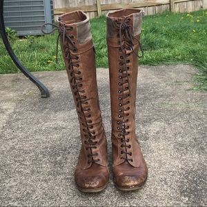Boutique 9 Randall Lace Up boots